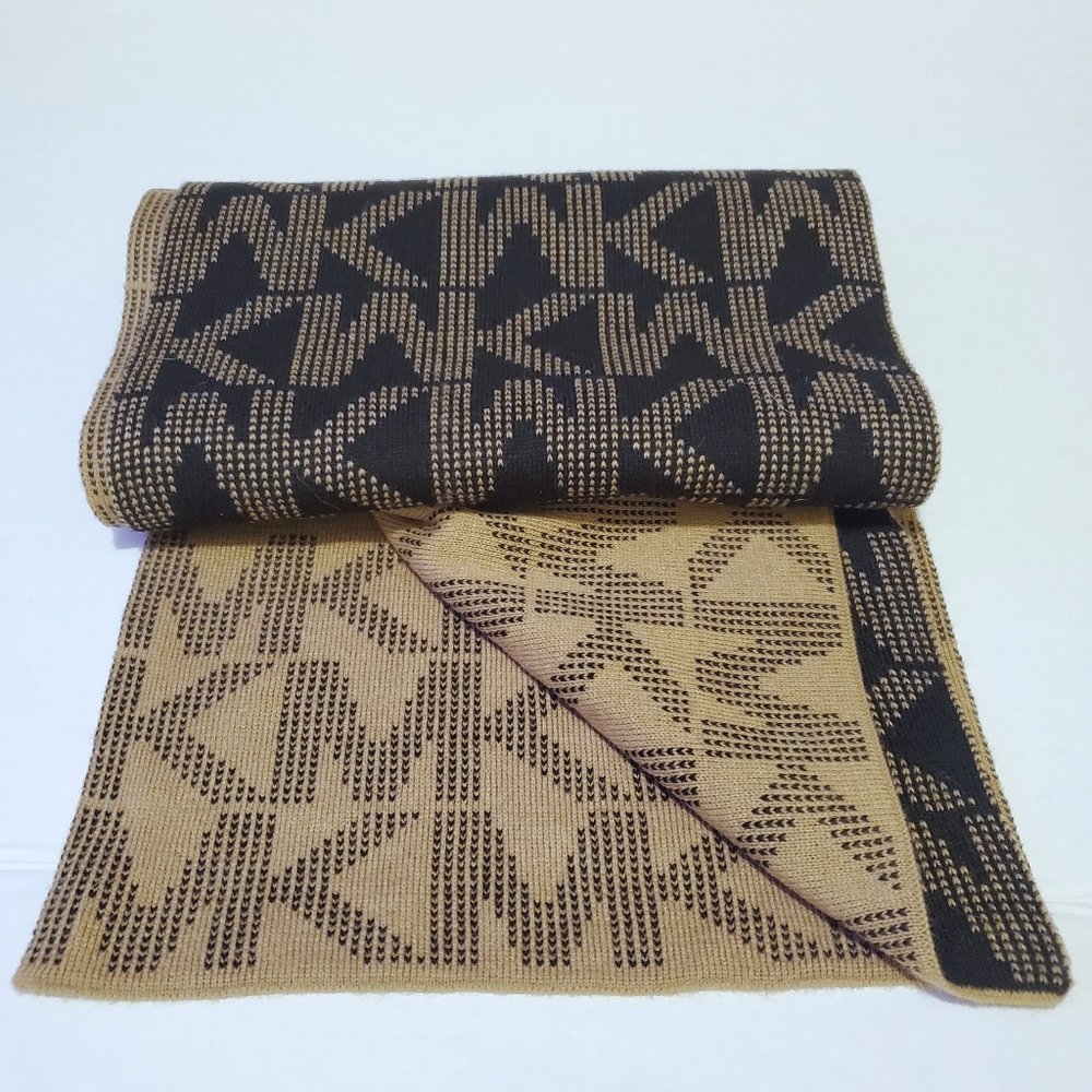 Michael Kors Cream Reversible Logo Scarf Wrap